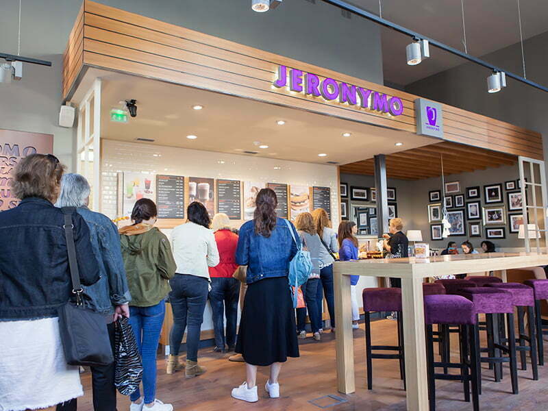 Jeronymo inaugura em edifício histórico a  20.ª loja