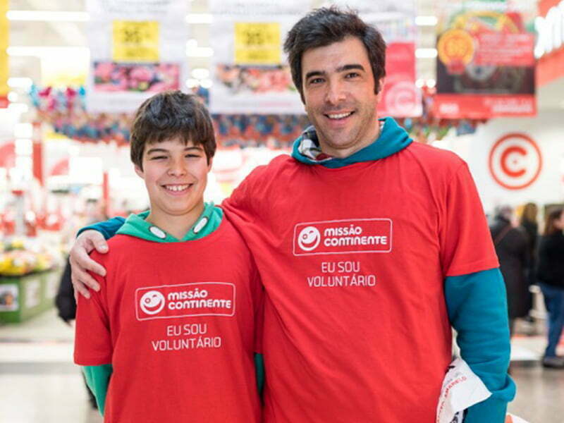 Missão Continente e Cruz Vermelha Portuguesa apoiam famílias carenciadas