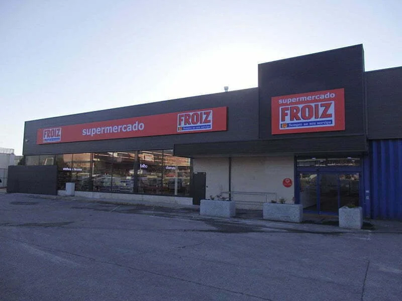 Froiz inaugura supermercado em Barcelos