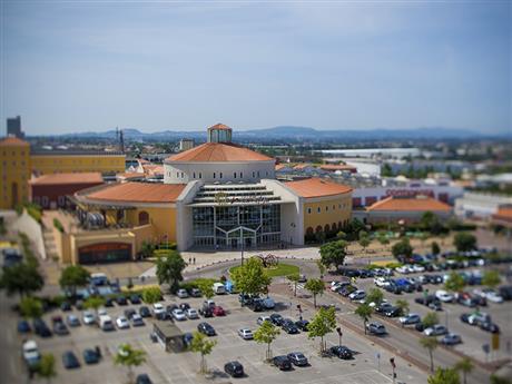 Grupo Auchan compra Sintra Retail Park, Forum Sintra e Forum Montijo