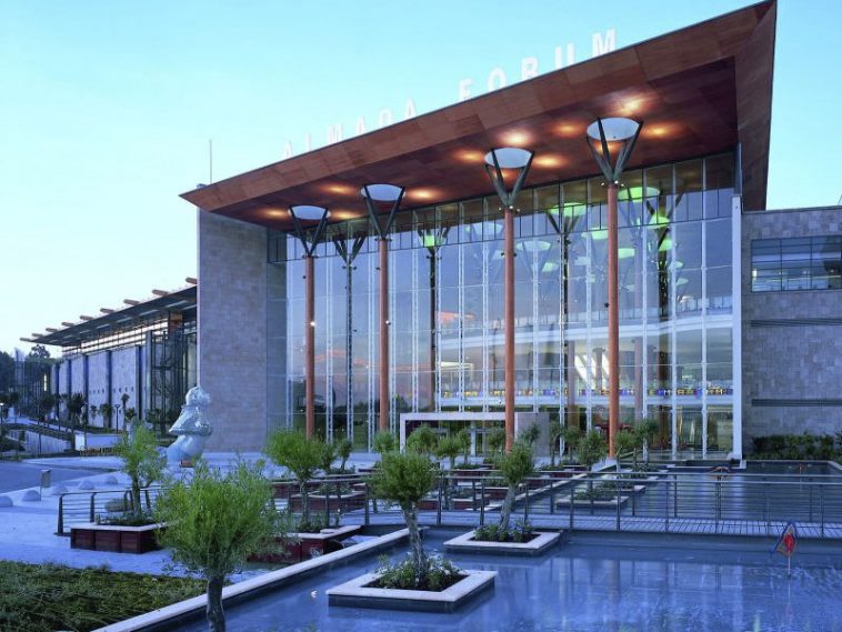 Almada Forum
