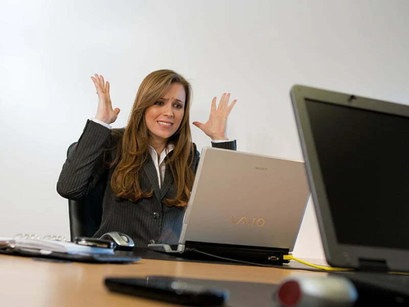 Mulheres são menos preocupadas com as ameaças na Internet