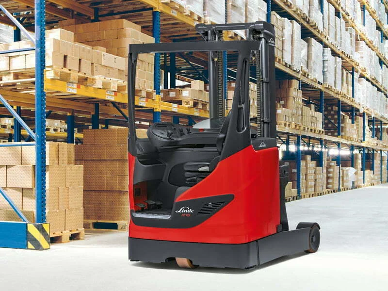 Linde Material Handling amplía su gama de carretillas retráctiles.