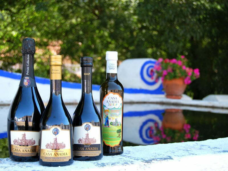 Azeite Casa Anadia com campanha para apadrinhar oliveiras centenárias