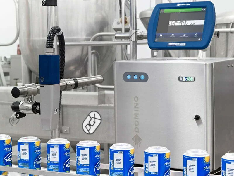 Domino lanza una nueva impresora de inyección de tinta continua.