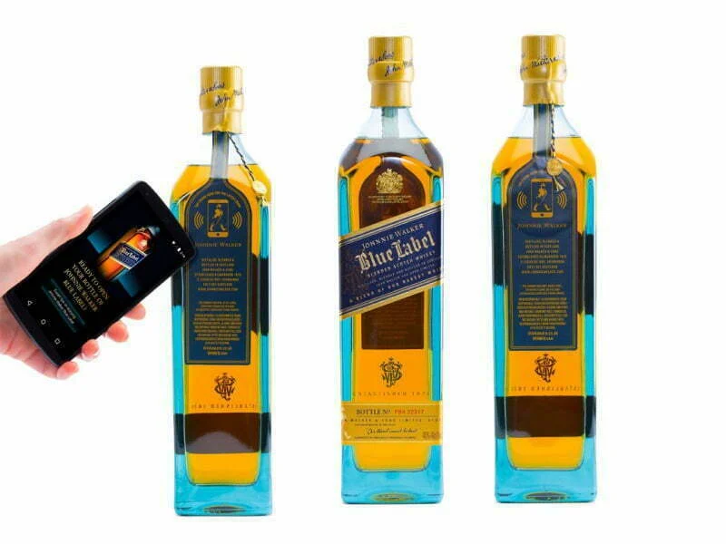 Diageo colabora em nova etiqueta inteligente que evita falsificações de bebidas