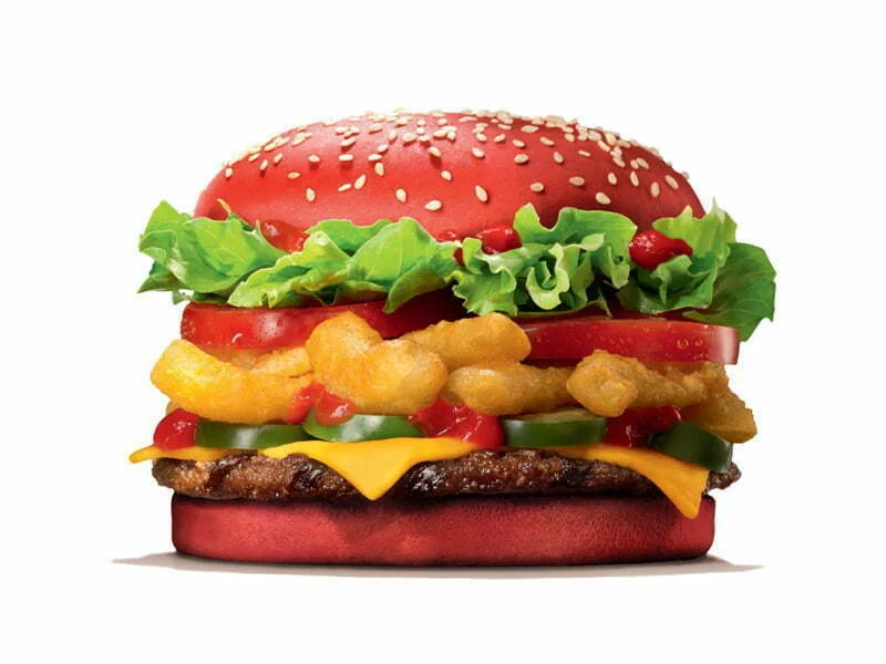Restaurantes Burger King lançam hambúrguer vermelho