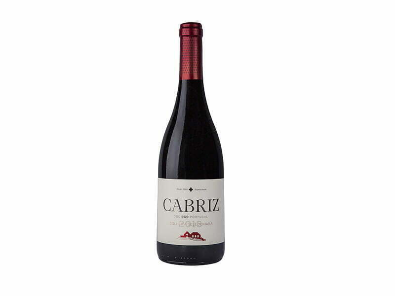 Vinhos Cabriz e Monte da Cal com selo de qualidade do Sabor do Ano