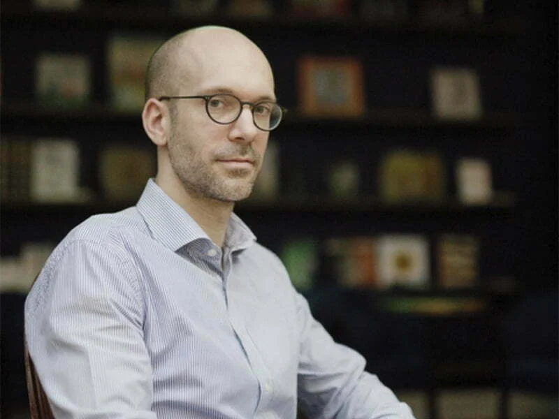 Nicolas Colin presente no primeiro grande debate nacional do sector dos serviços