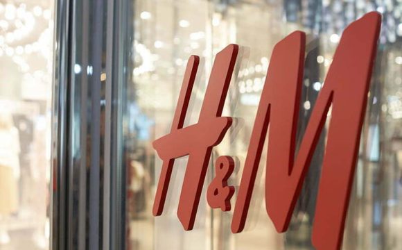 H&M aterra no Brasil com loja física e canal de vendas online