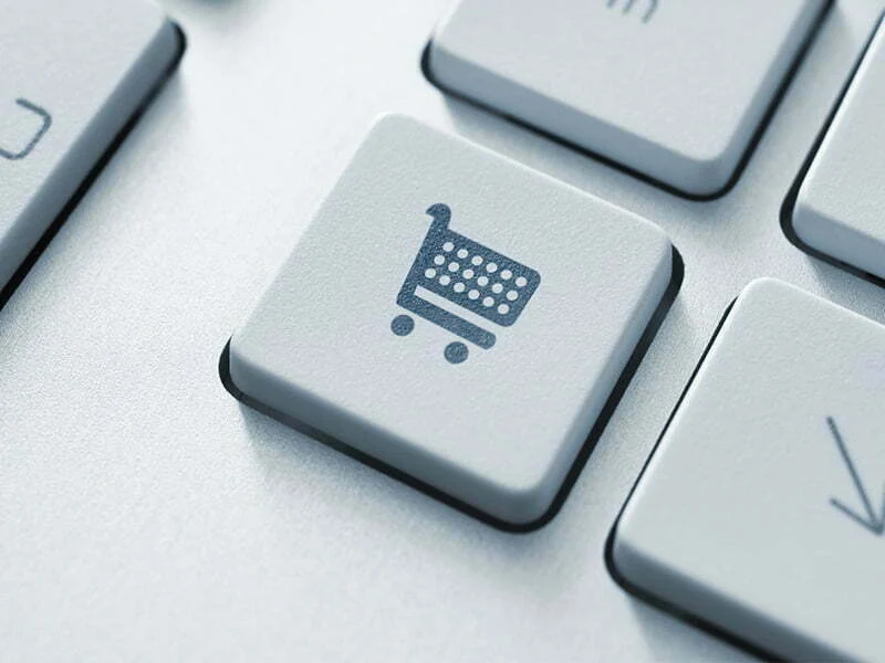 1.770 milhões de utilizadores de Internet compraram produtos online em 2017