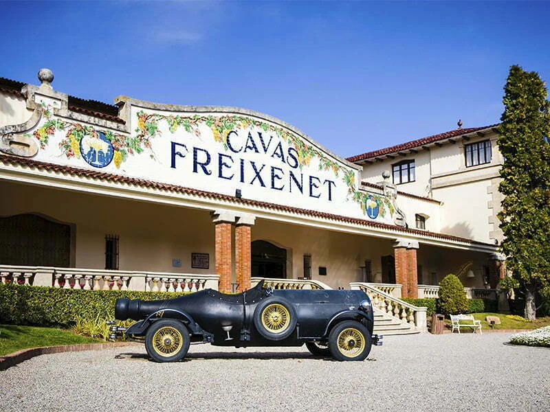 Henkell assume o controlo da Freixenet