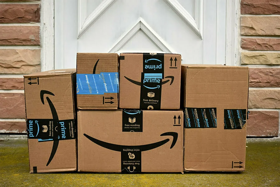 Amazon vai cobrar taxas logísticas aos fabricantes