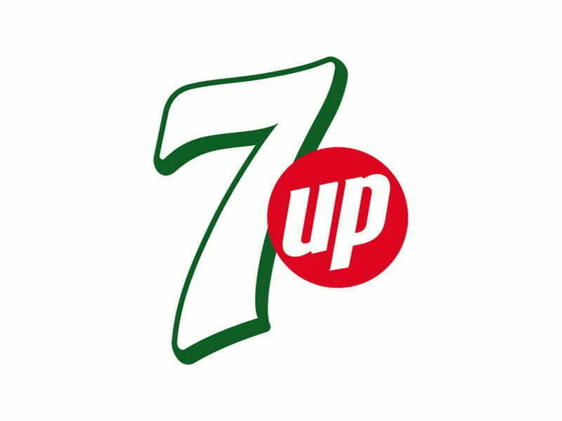 7UP refresca Revenge of the 90’s