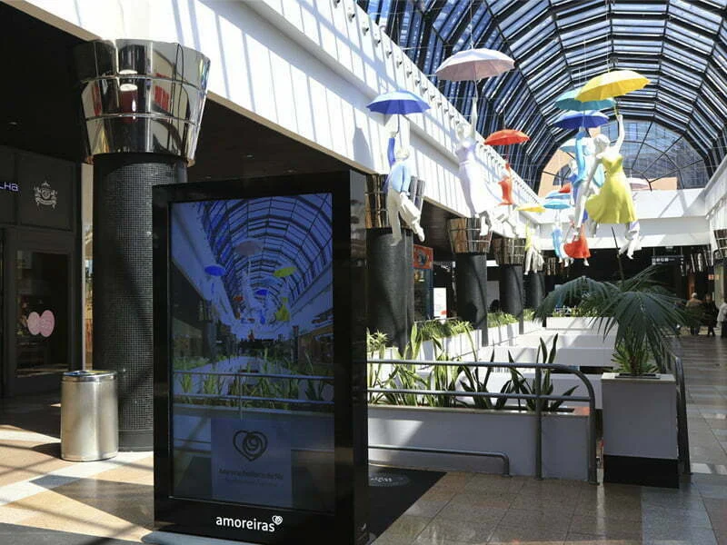 Tecnologia, arte urbana e moda pelos céus do Amoreiras Shopping Center até 23 de maio