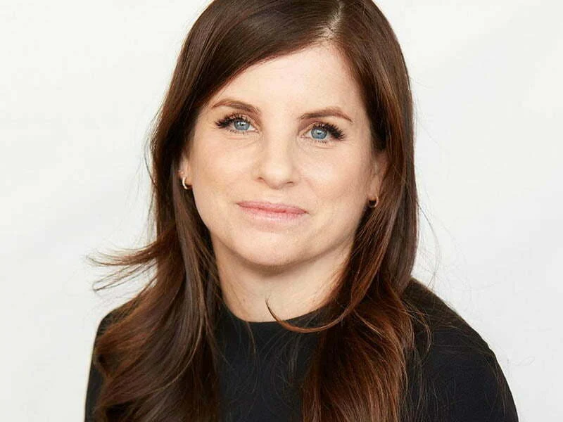 Debra Perelman é a 1.ª mulher na presidência da Revlon
