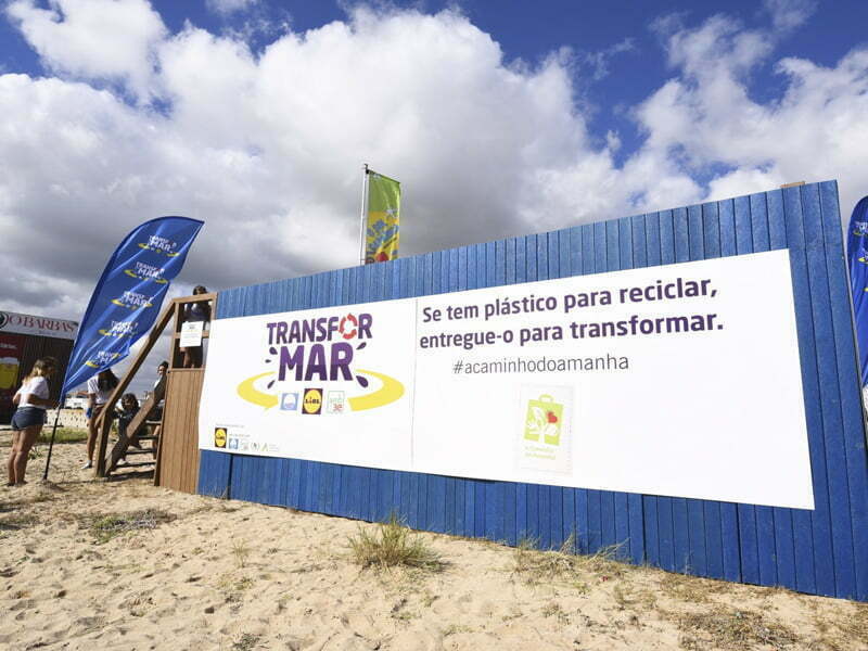 Lidl desafia a transformar o plástico num benefício para a comunidade