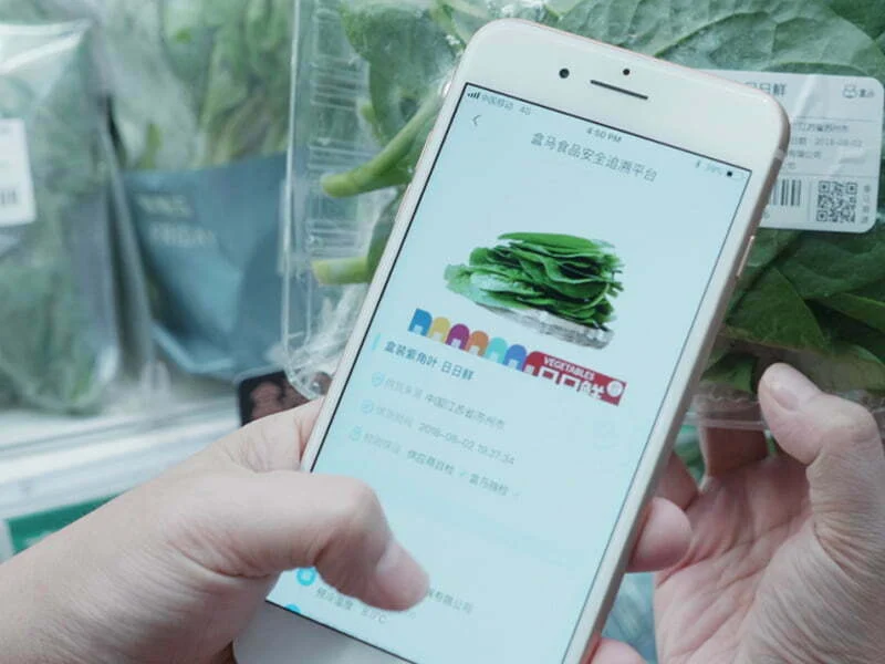 Clientes dos supermercados físicos da Alibaba podem seguir os alimentos do campo à prateleira