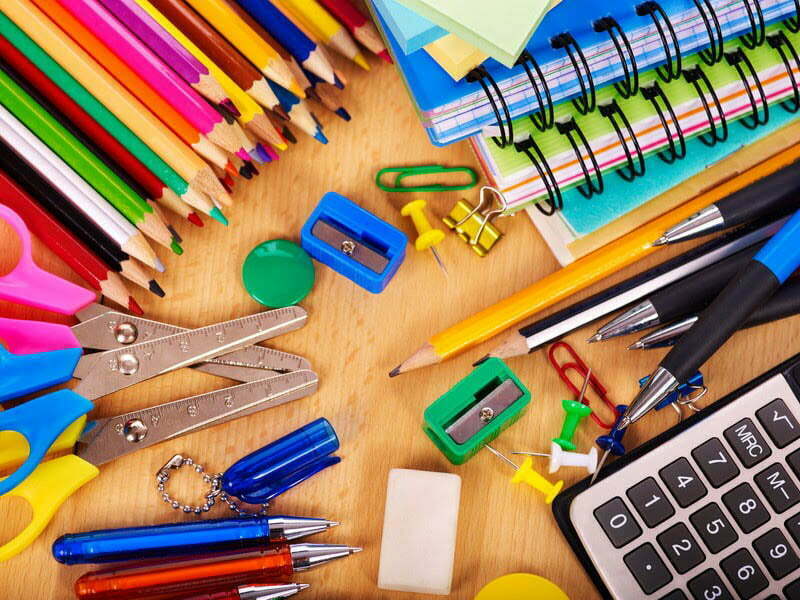 Procura de produtos escolares cresce 58% em duas semanas