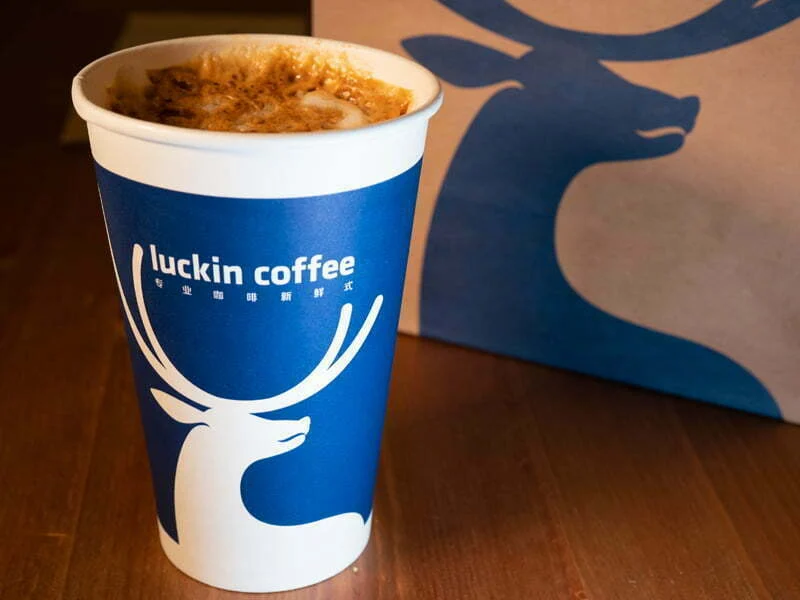 Tencent entra na guerra do café com a Starbucks e a Alibaba