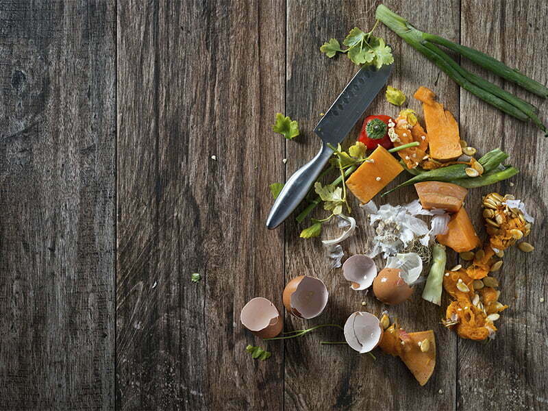 Um terço dos alimentos produzidos no mundo acaba no lixo