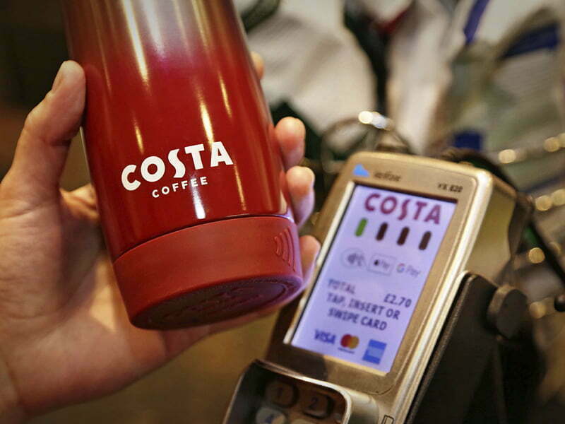 Costa Coffee reinventa copo com sistema contactless