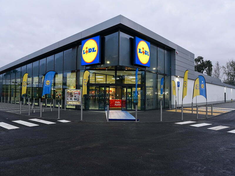 Lidl renova três lojas no distrito de Setúbal