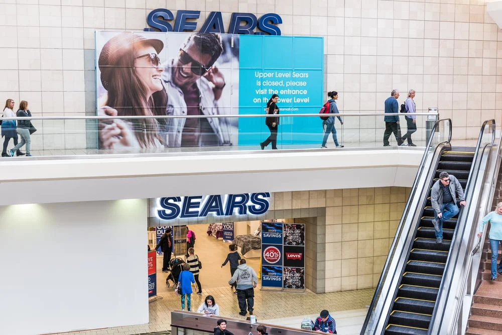 Sears salva-se do encerramento