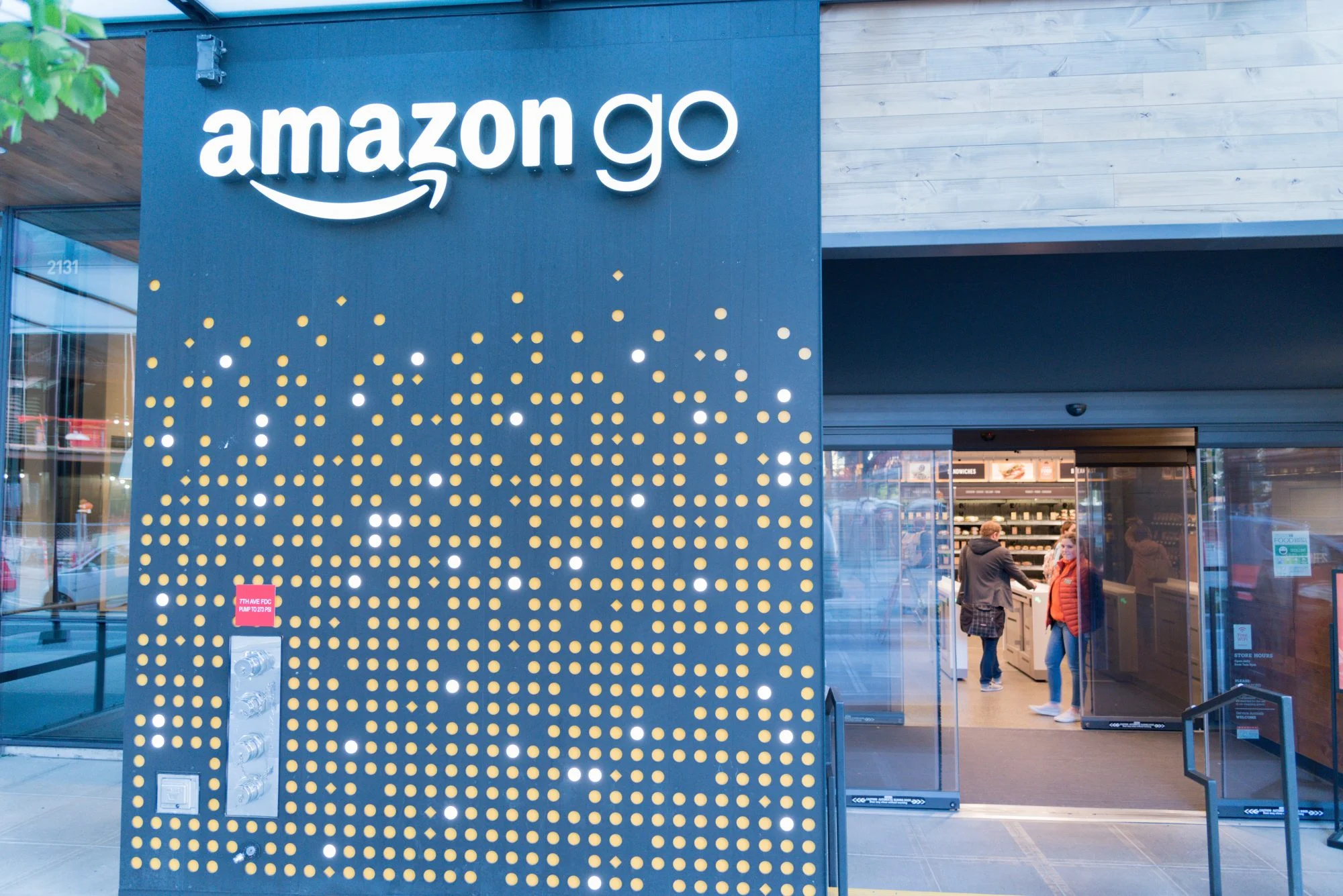 Amazon Go prepara primeira loja europeia