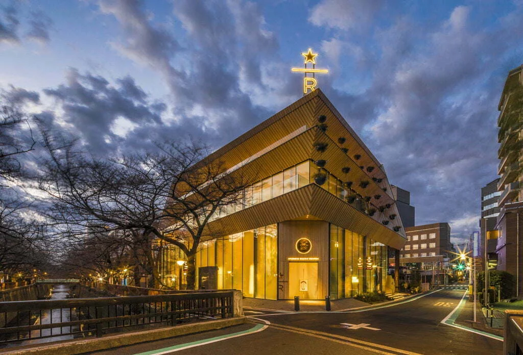 Starbucks inaugura Reserve Roastery em Tóquio