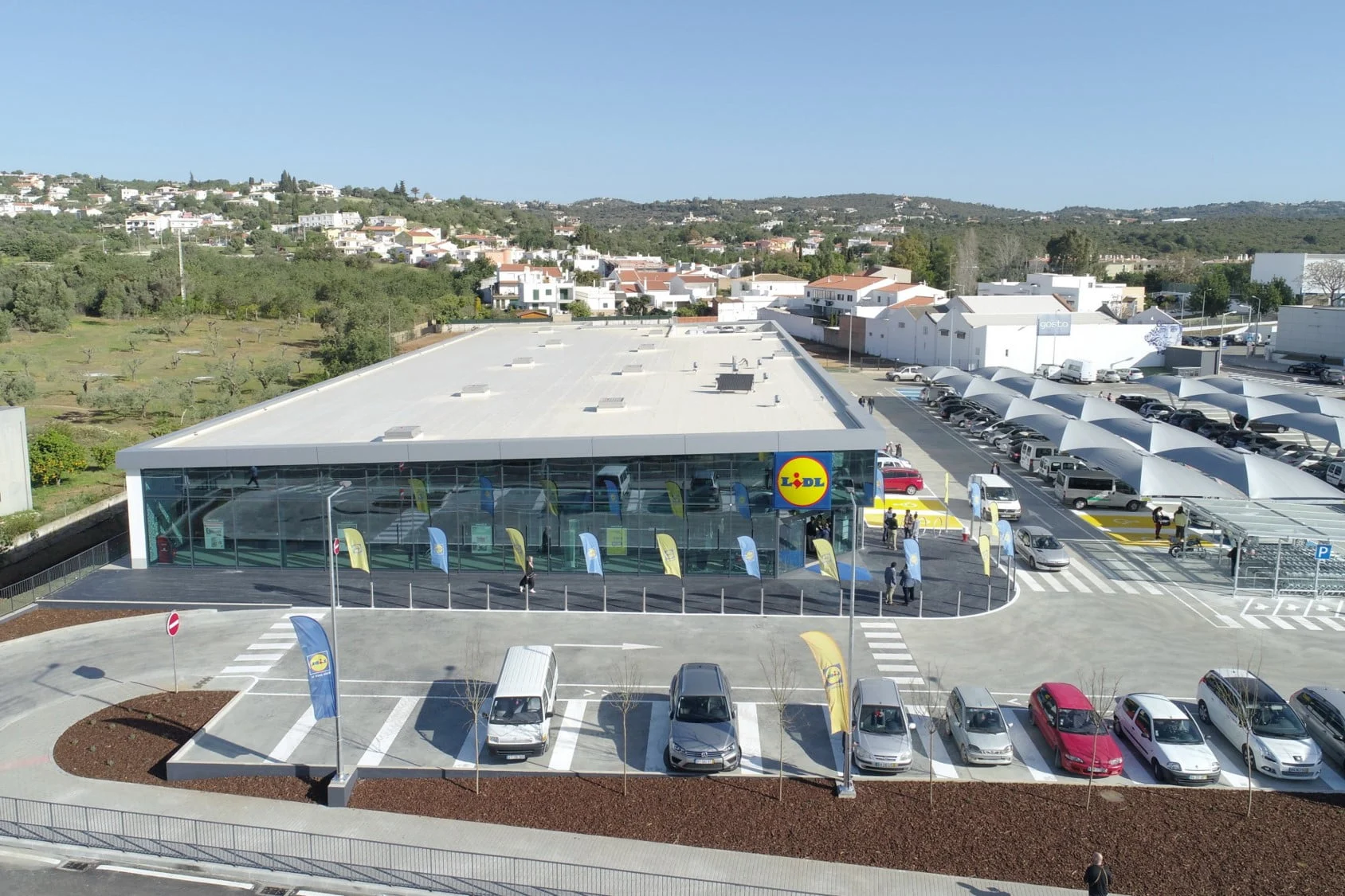 Lidl investe 8 milhões de euros na abertura da sua 15.ª loja no Algarve