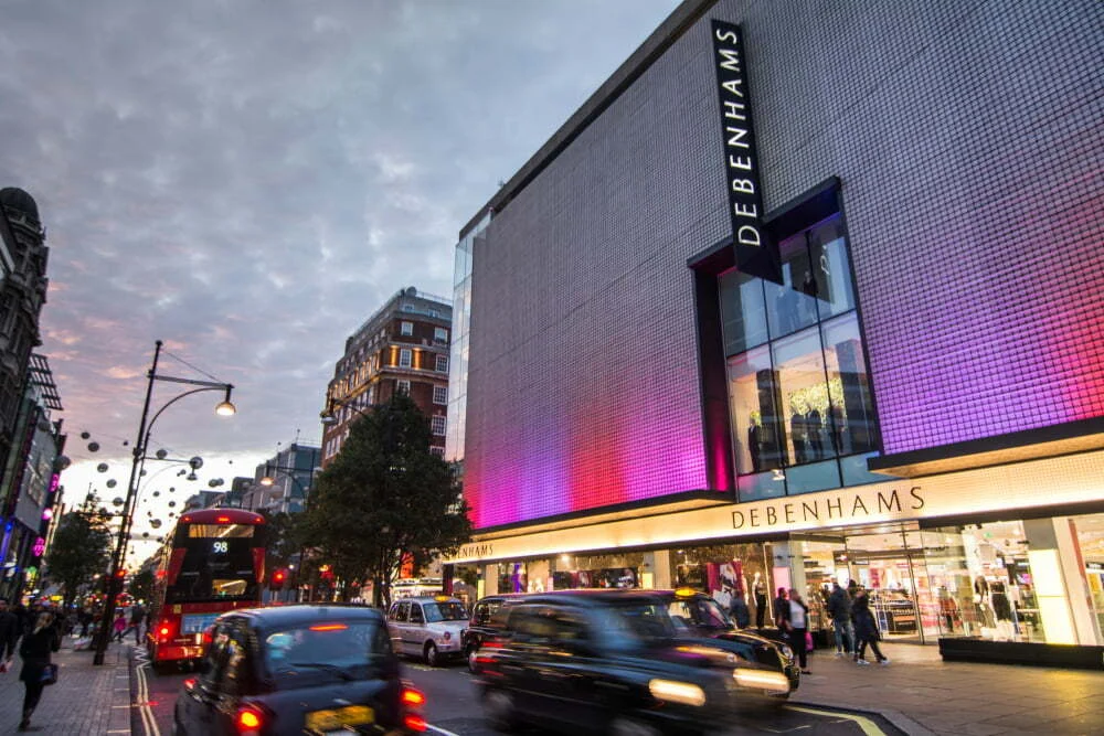 Grandes armazéns Debenhams pedem proteção dos credores