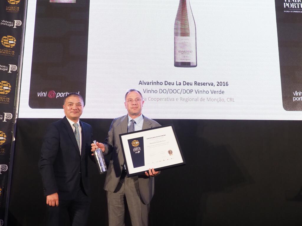 Adega de Monção conquista medalha Grande Ouro na gala de prémios do Concurso Vinhos Portugal