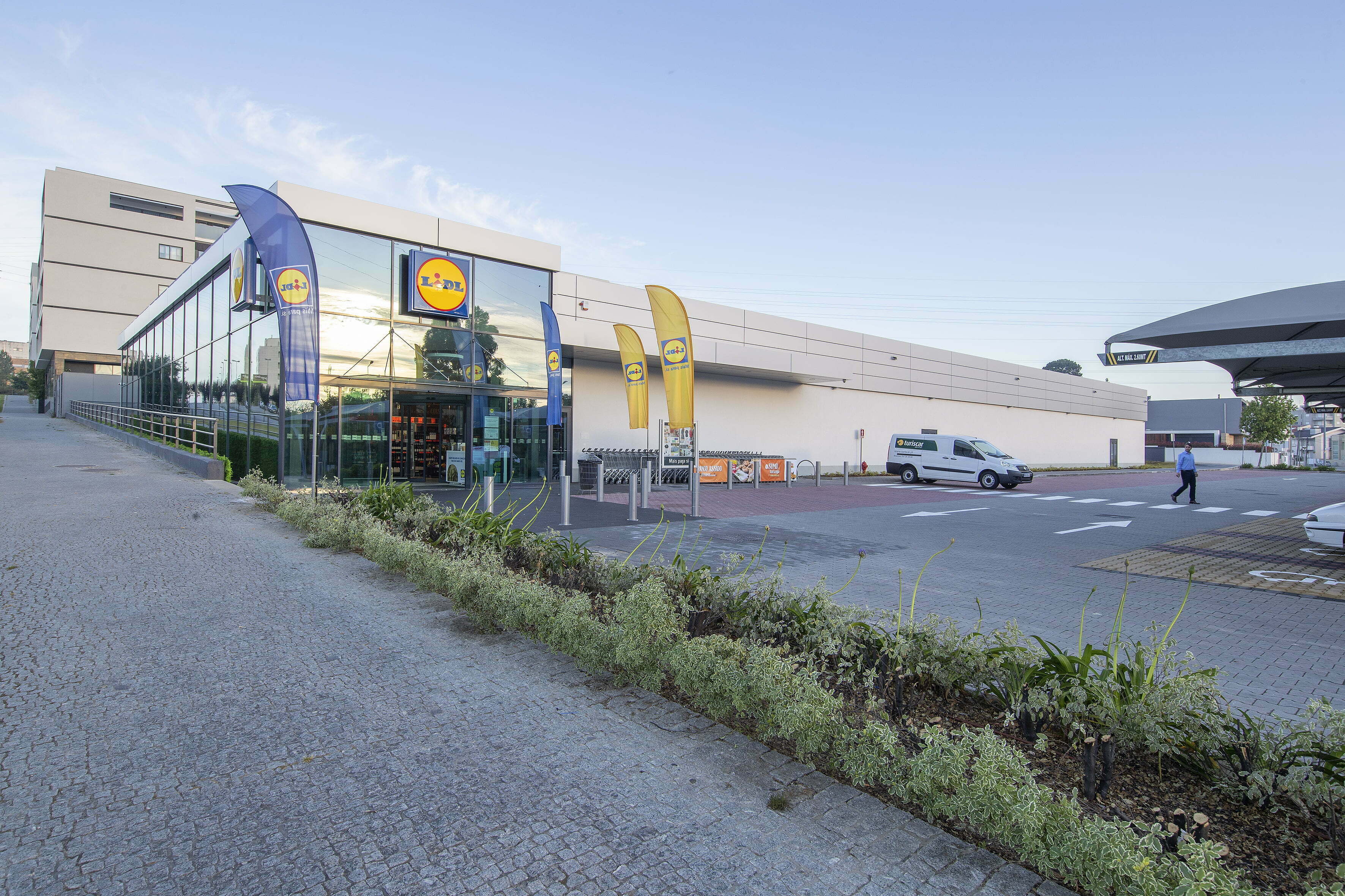 Lidl renova loja de Maia – Vermoim e aposta em novo serviço de conveniência