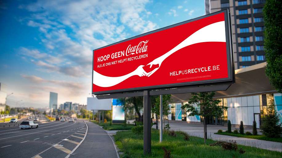 Coca-Cola pede para não se comprar… Coca-Cola