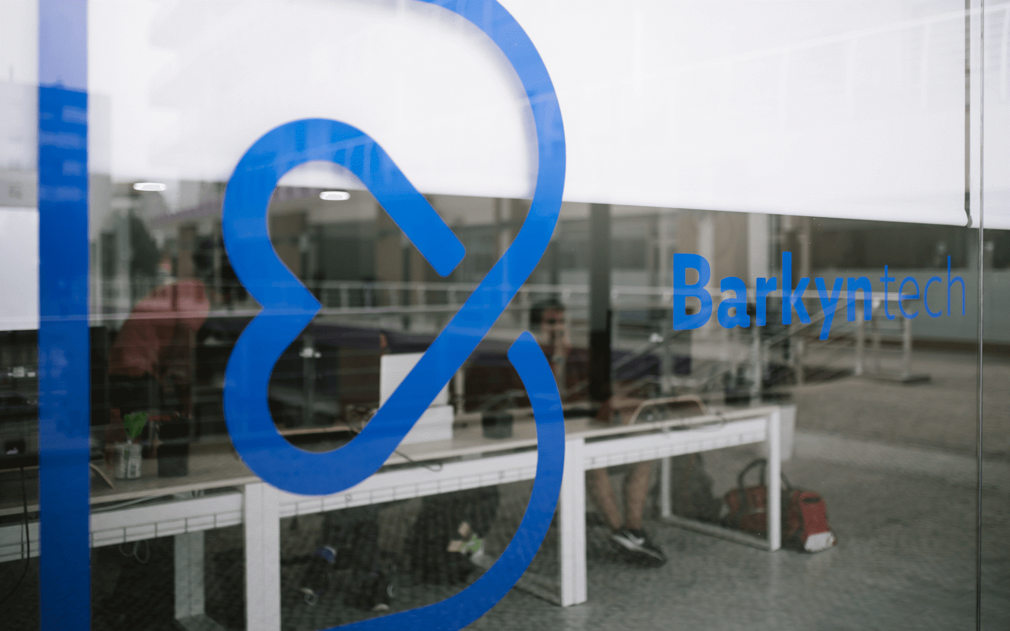 Barkyn inaugura polo tecnológico