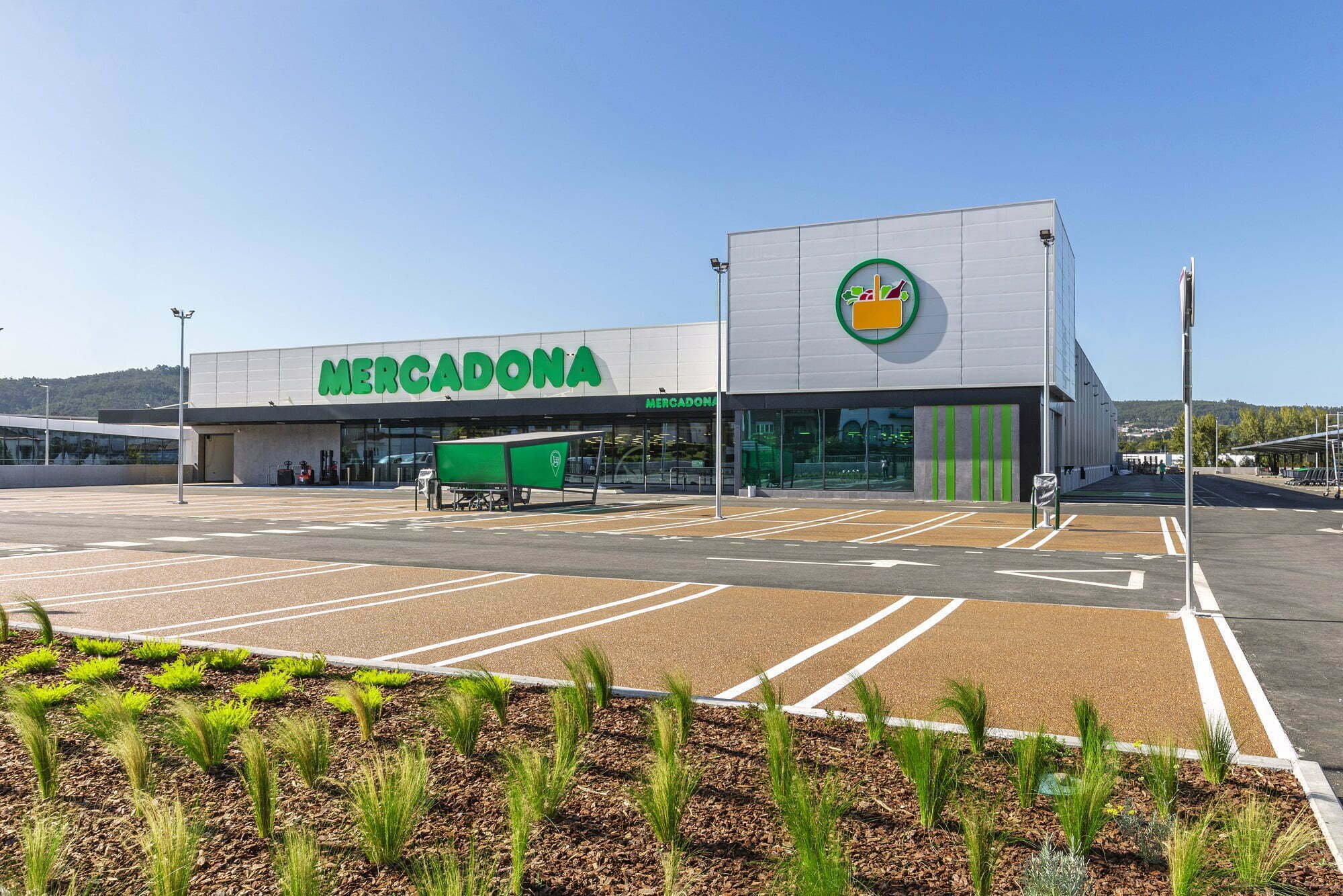 Mercadona abre primeiro supermercado no distrito de Braga