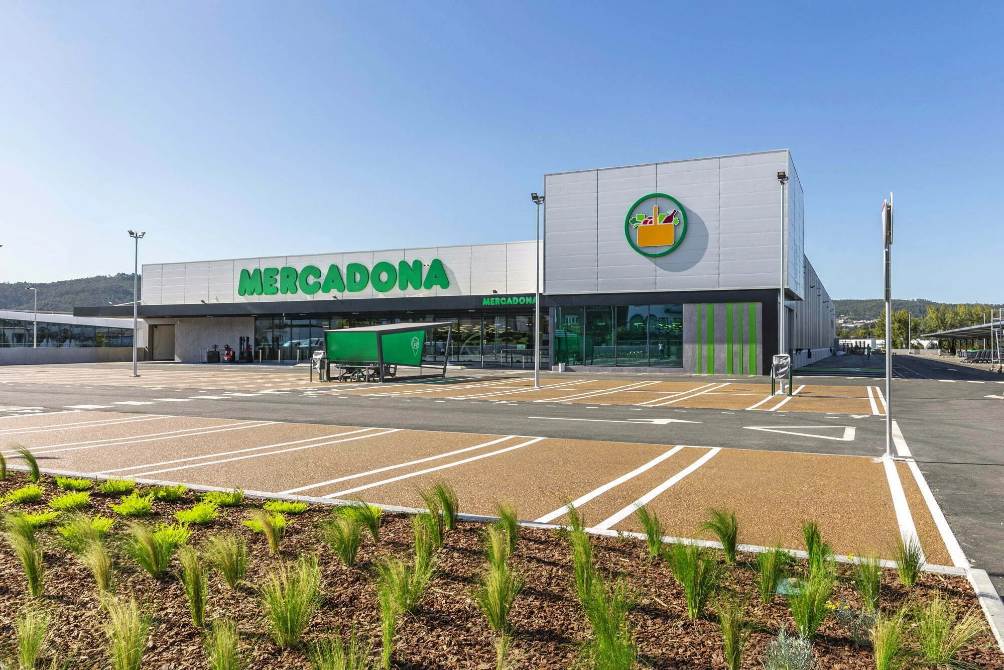 Mercadona abre primeiro supermercado no distrito de Braga
