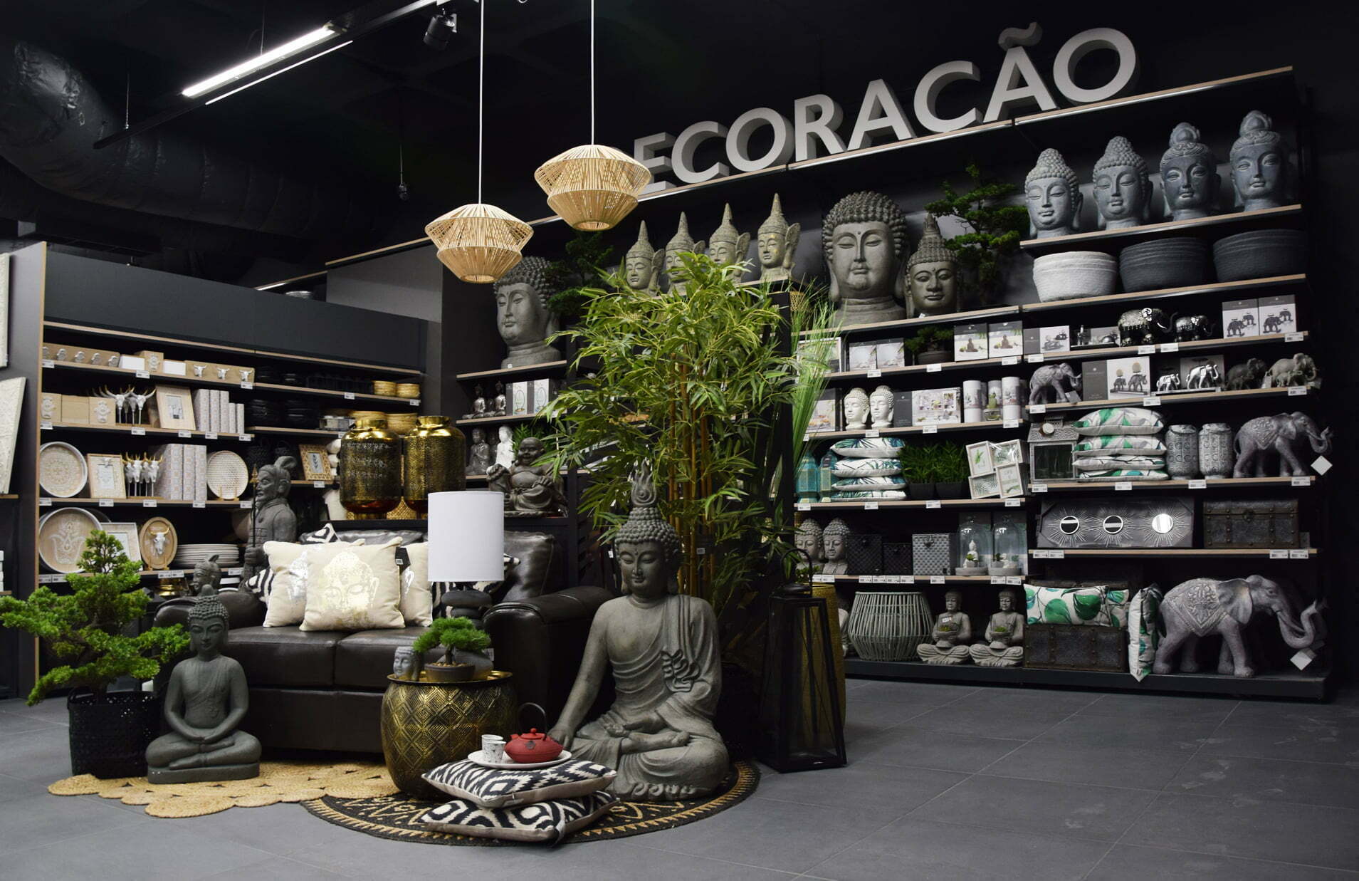DeBORLA inaugura 35.ª loja em Alfragide