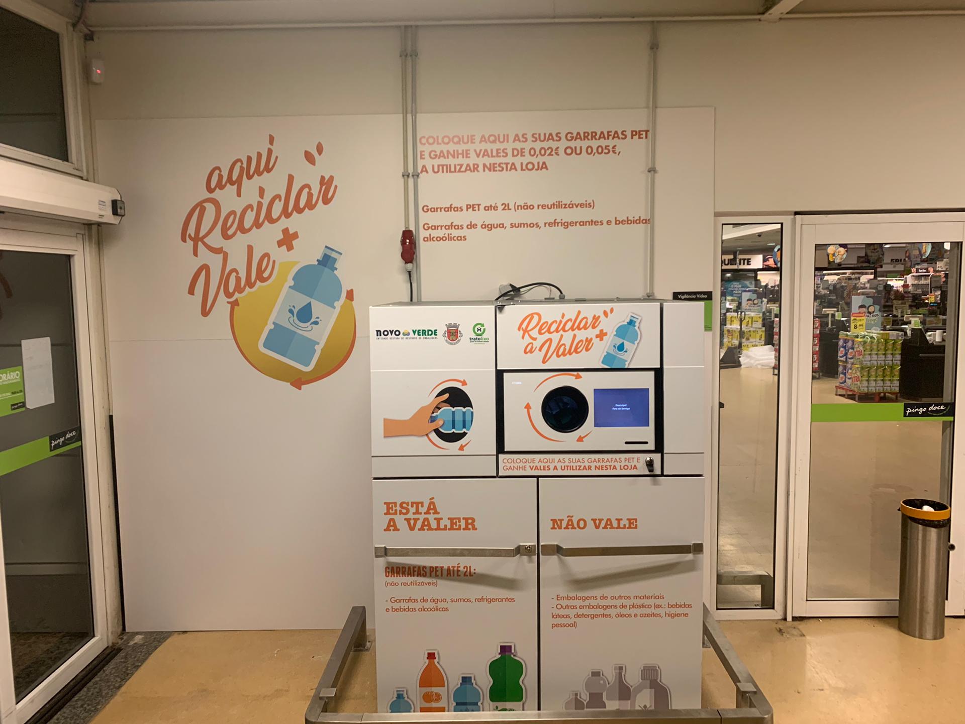 Já é possível trocar garrafas de plástico por vales de desconto