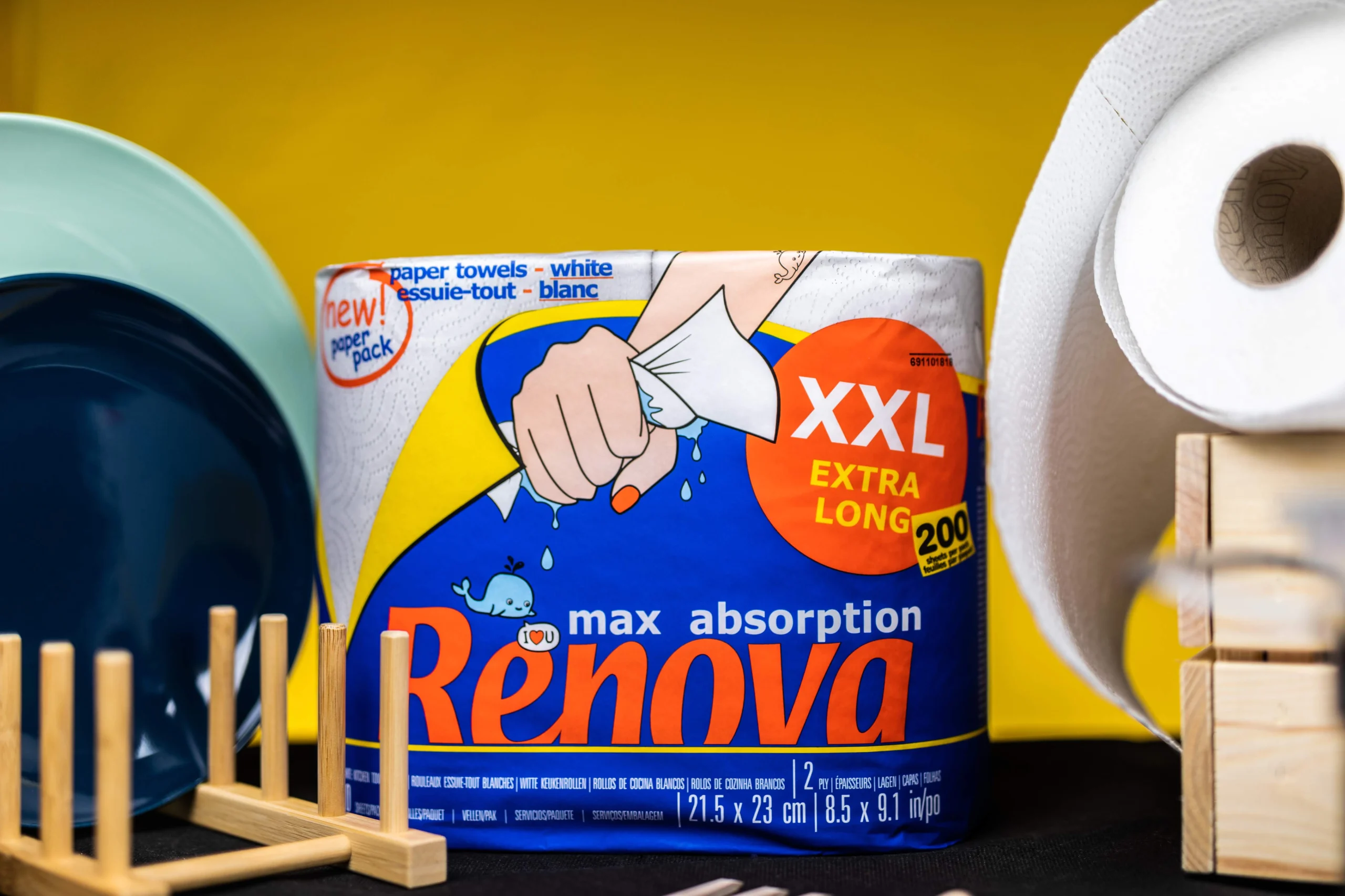 Renova lança rolos de cozinha com embalagem de papel
