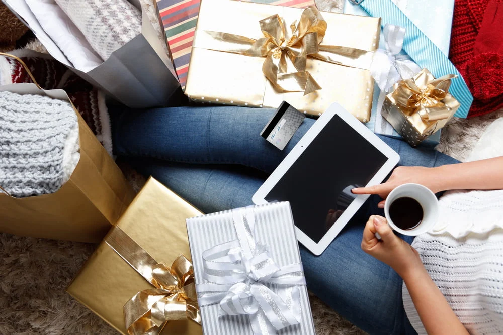 Vendas online atingem novo recorde no Natal de 2021