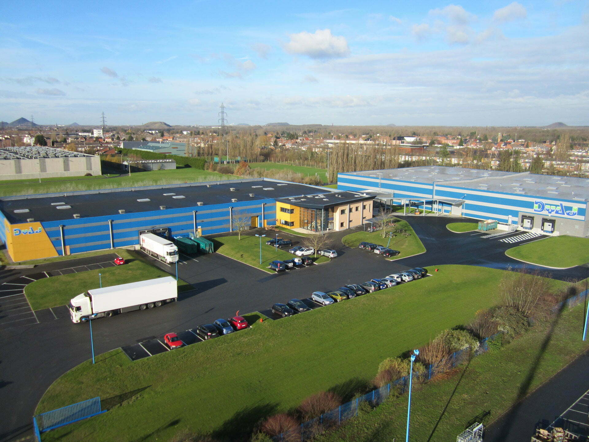 Stef compra empresa francesa de packaging Dyad