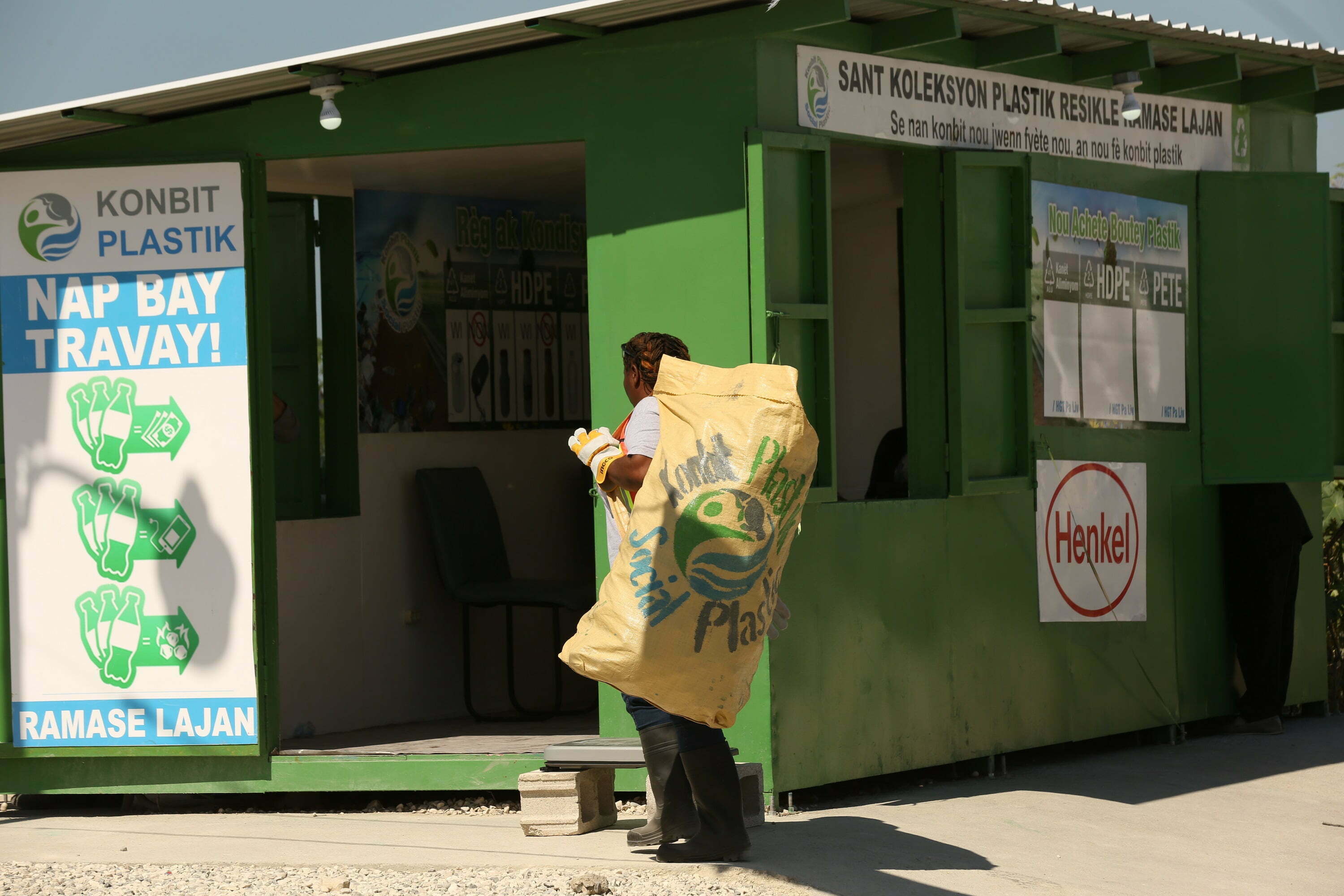 Henkel estende a sua parceria com o Plastic Bank