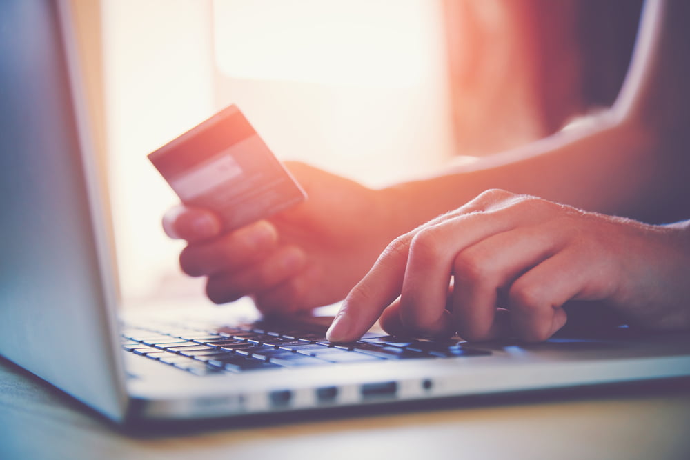 33% do comércio estará online em três anos