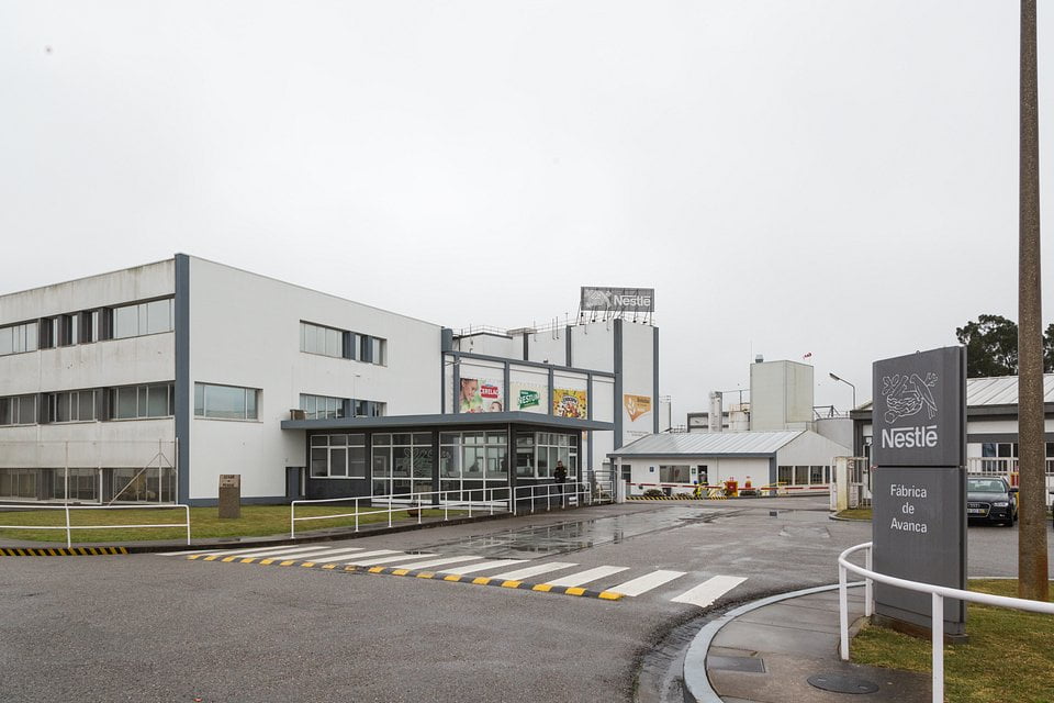 Nestlé investe 11 milhões em Portugal para produzir snacks biológicos para todo o mundo