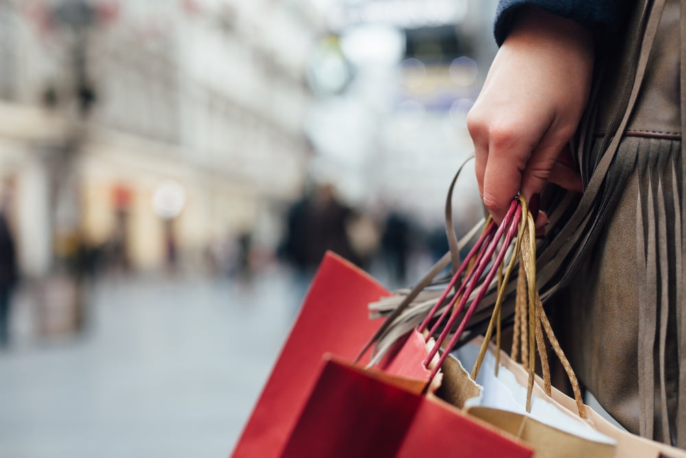 Mais portugueses vão aproveitar os saldos para fazer compras