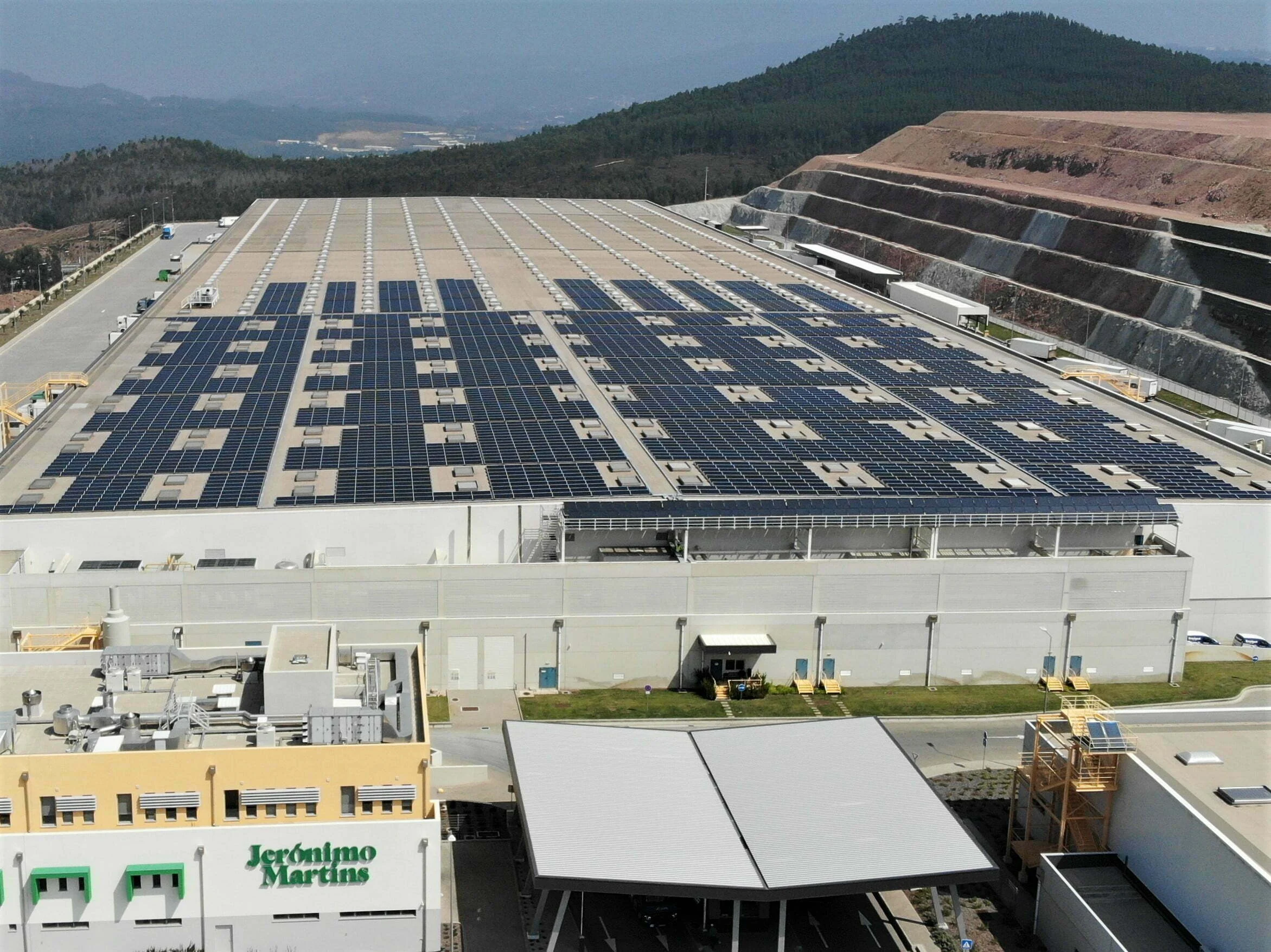 Jerónimo Martins investe em produção de energia solar