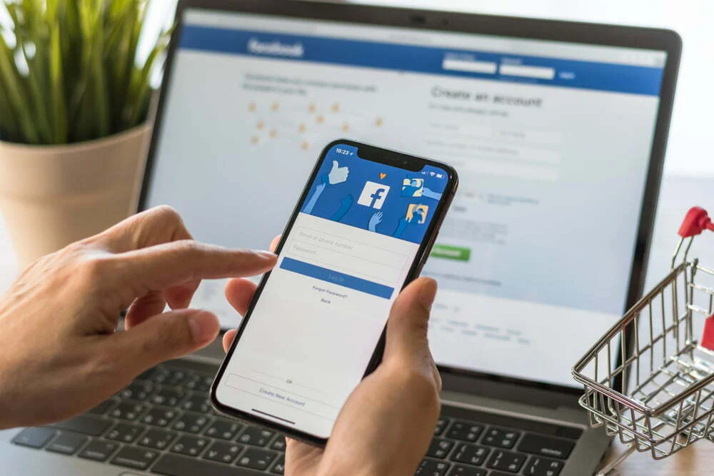 Facebook apresenta a sua grande aposta no e-commerce 
