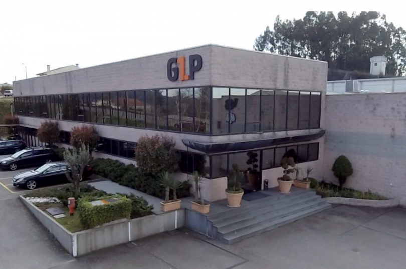 Hinojosa compra portuguesa Graphicsleader